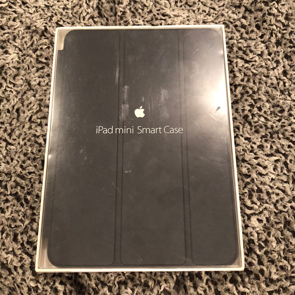 Black ipad mini smart case